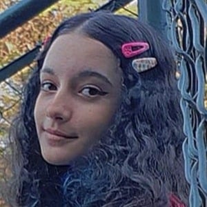 Renata Randel, 18 (TV Actress)