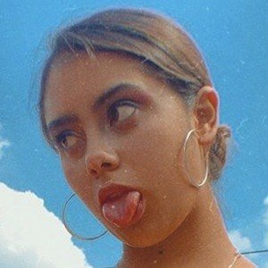 Renata Vaca, 26 (TV Actress)