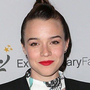 Renee Felice Smith image 4