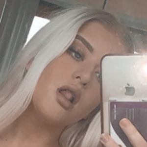 Rhiannon Kille, 23 (YouTube明星)