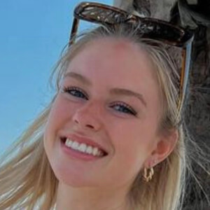 Ria Grace, 23 (TikTok Star)