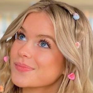 Ria Grace, 22 (TikTok Star)