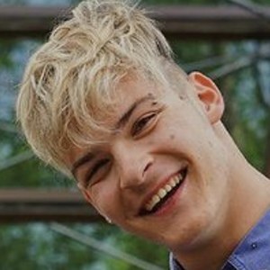 Riccardo Aldighieri, 27 (Styliste modéliste)