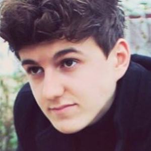 Rich Scholes, 28 (吉他手)