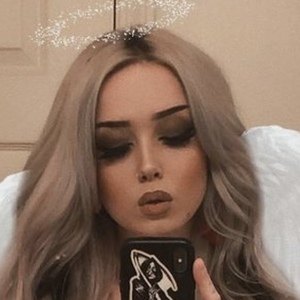 Riley Alessandra image 7