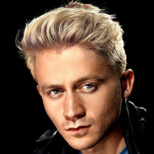 Riley Costello, 31 (Stage Actor)