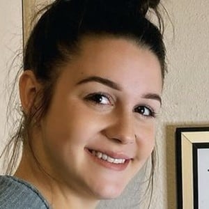 Riley Hettick, 23 (TikTok明星)