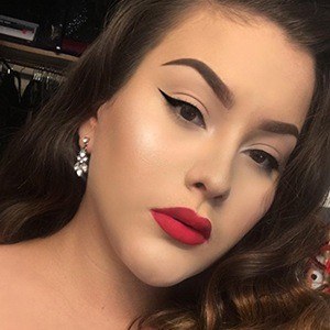 Riquelle Medrano, 23 (Instagram Star)