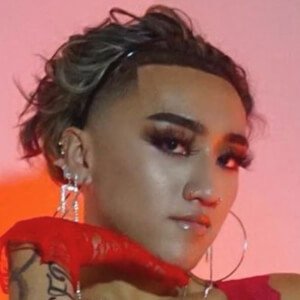 riri.realness, 21 (TikTok Star)