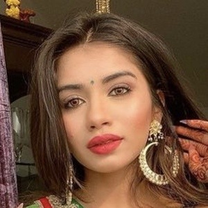 Riya Sharma, 27 (Instagram明星)