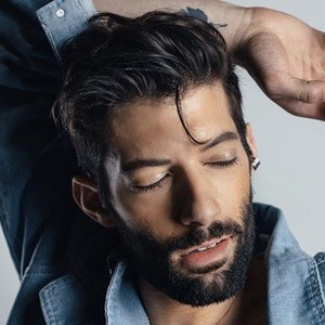 RJ Aguiar, 35 (YouTube Star)