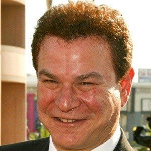 Robert Wuhl image 3