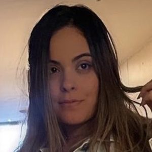 Roberta Evelyn, 28 (Instagram Star)