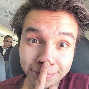 Roberto Cein, 25 (YouTube Star)