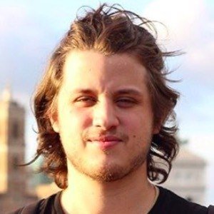 Roberto Mtz, 32 (Instagram Star)