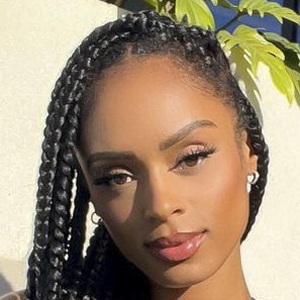 Robin Lauren, 35 (医生)