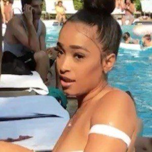 Robyn Banks, 32 (Instagram Star)