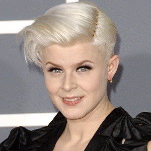 Robyn image 3