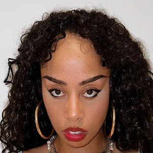 Rochelle Jordan, 36 (R&B Singer)