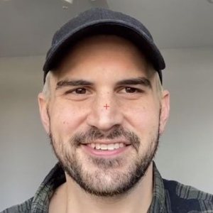 Rod, 35 (TikTok Star)