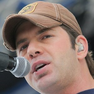 Rodney Atkins, 56 (乡村歌手)