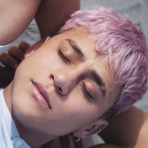 Rodrigo Contreras, 25 (TikTok Star)