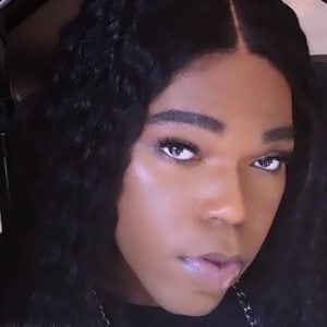 RollingRay (1996 - 2025) (Instagram明星)