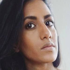 Romana Hai, 37 (Blogger)