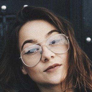 Romane, 30 (YouTube明星)