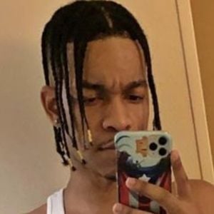 Romique Thompson, 29 (Multimedia Artist)