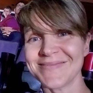 Roni Noone, 47 (Blogger)
