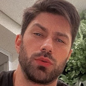 Rony Duarte, 37 (Instagram Star)