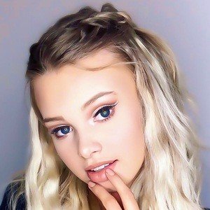 Rory Eliza, 23 (TikTok Star)