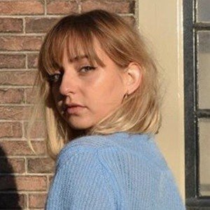 Rosa van Iterson, 33 (YouTube Star)