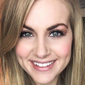 Roseanne Spaughton, 35 (Estrelas do YouTube)