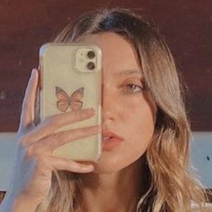 Rosemaryretro, 28 (TikTok Star)