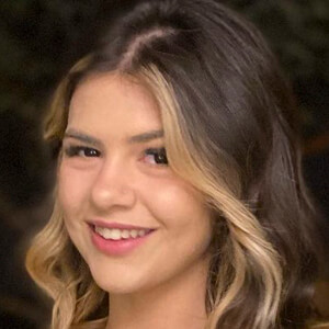 Rosi Valiente image 3