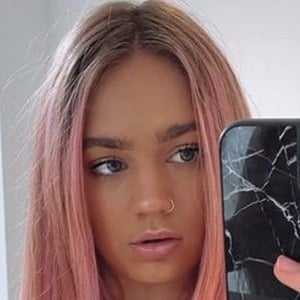 Rosie Daniels image 5