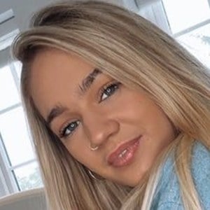 Rosie Daniels image 7