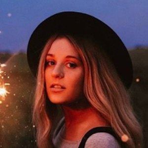 Rosie Hardy, 35 (Photographer)