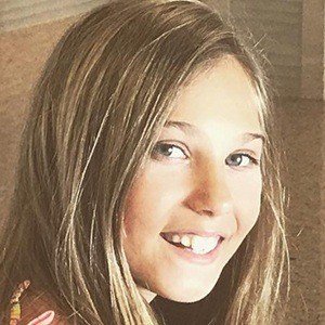 Rosie McClelland (Pop Singer) - Age, Birthday, Bio, Facts, Family, Net