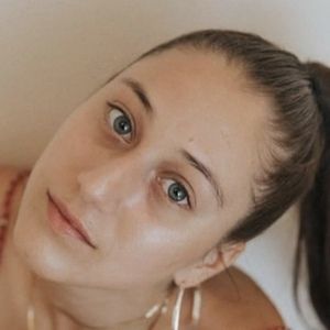 Rosie Scher, 25 (TikTok明星)