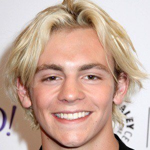 Ross Lynch, 29 (Attore TV)