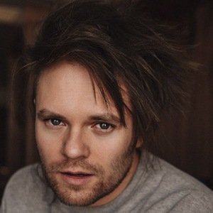 Rou Reynolds image 7
