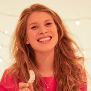 Roxana Strasser, 33 (YouTube Star)