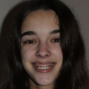 Roxanne Girard, 19 (TikTok Star)