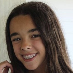 Roxanne Girard, 19 (TikTok Star)