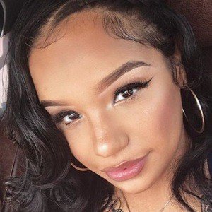 Roxxanne Montana, 35 (說唱歌手)