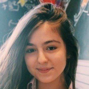 Rozzah, 22 (YouTube Star)