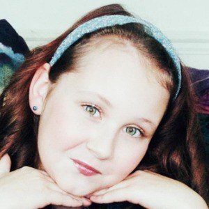 Ruby Rube, 19 (YouTube Star)